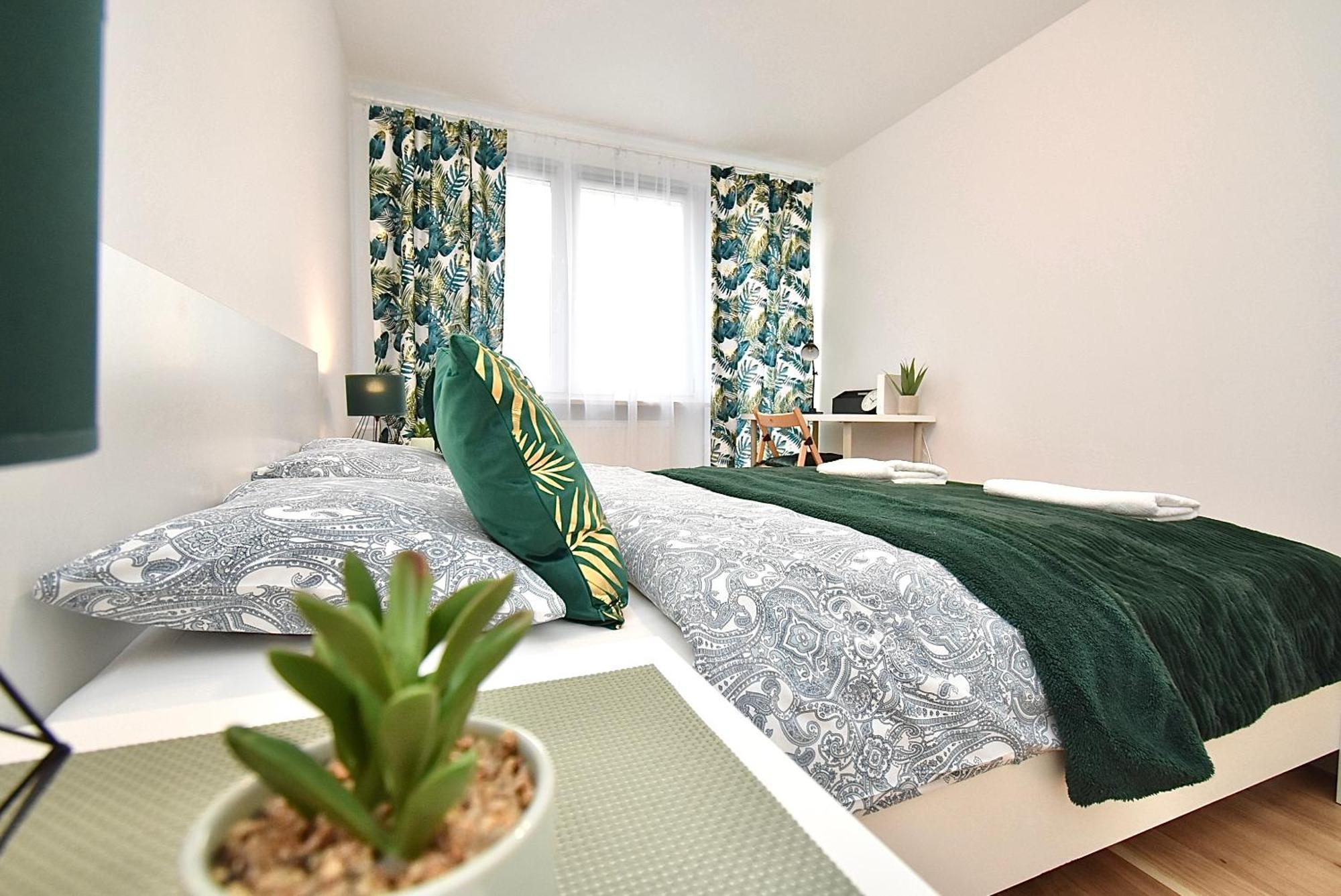 Rental Apartment Obrzezna Варшава Екстериор снимка